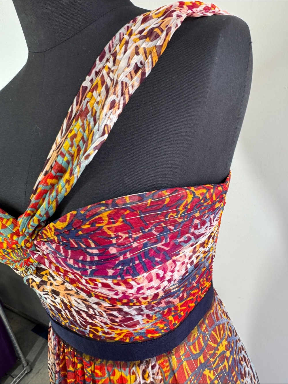 BCBG MaxAzria Y2K Boho Silk Blend One Shoulder Maxi Dress Multicolor Size 4 Chic - Picture 8 of 16